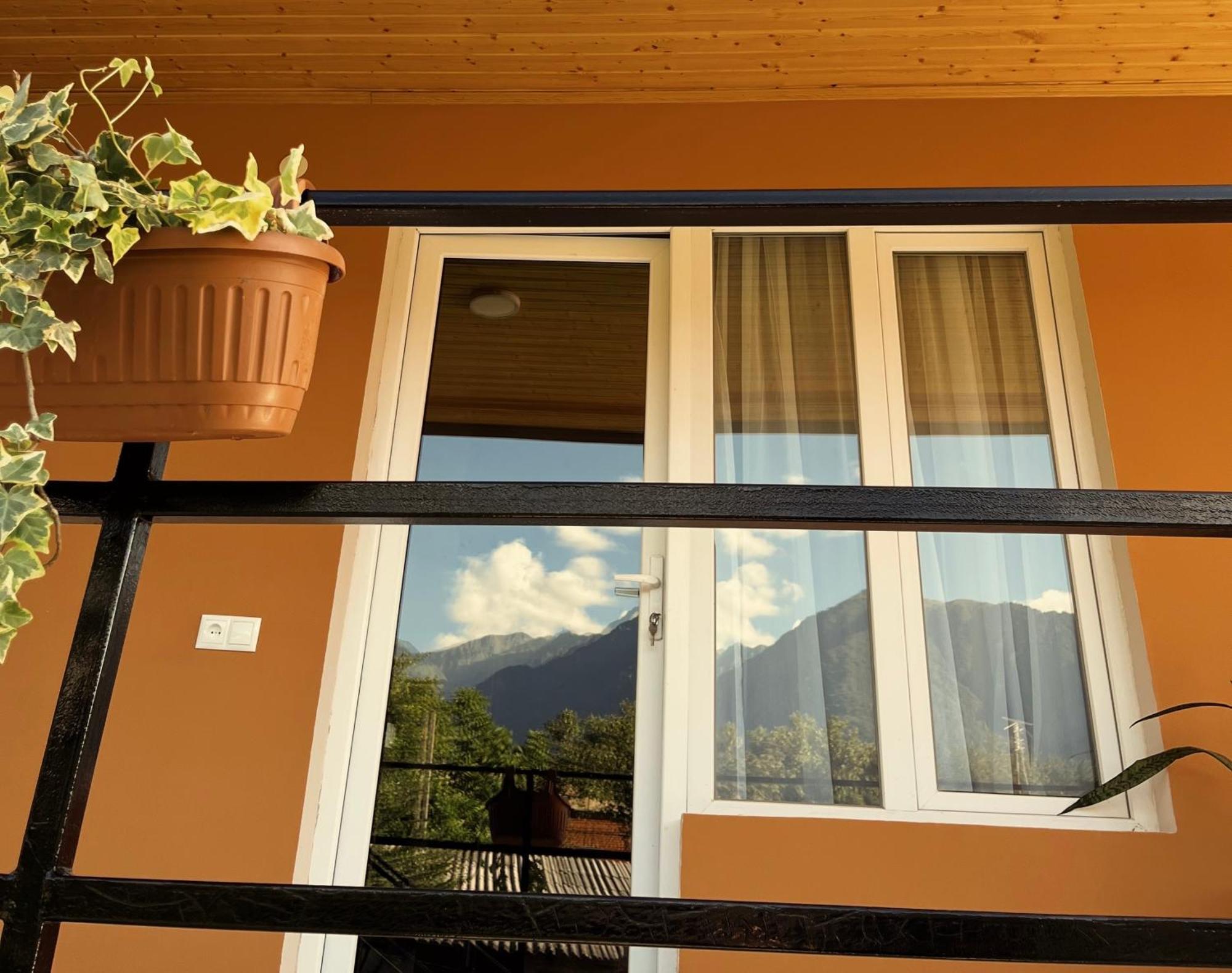 Hotel Mountain View Lagodekhi Esterno foto
